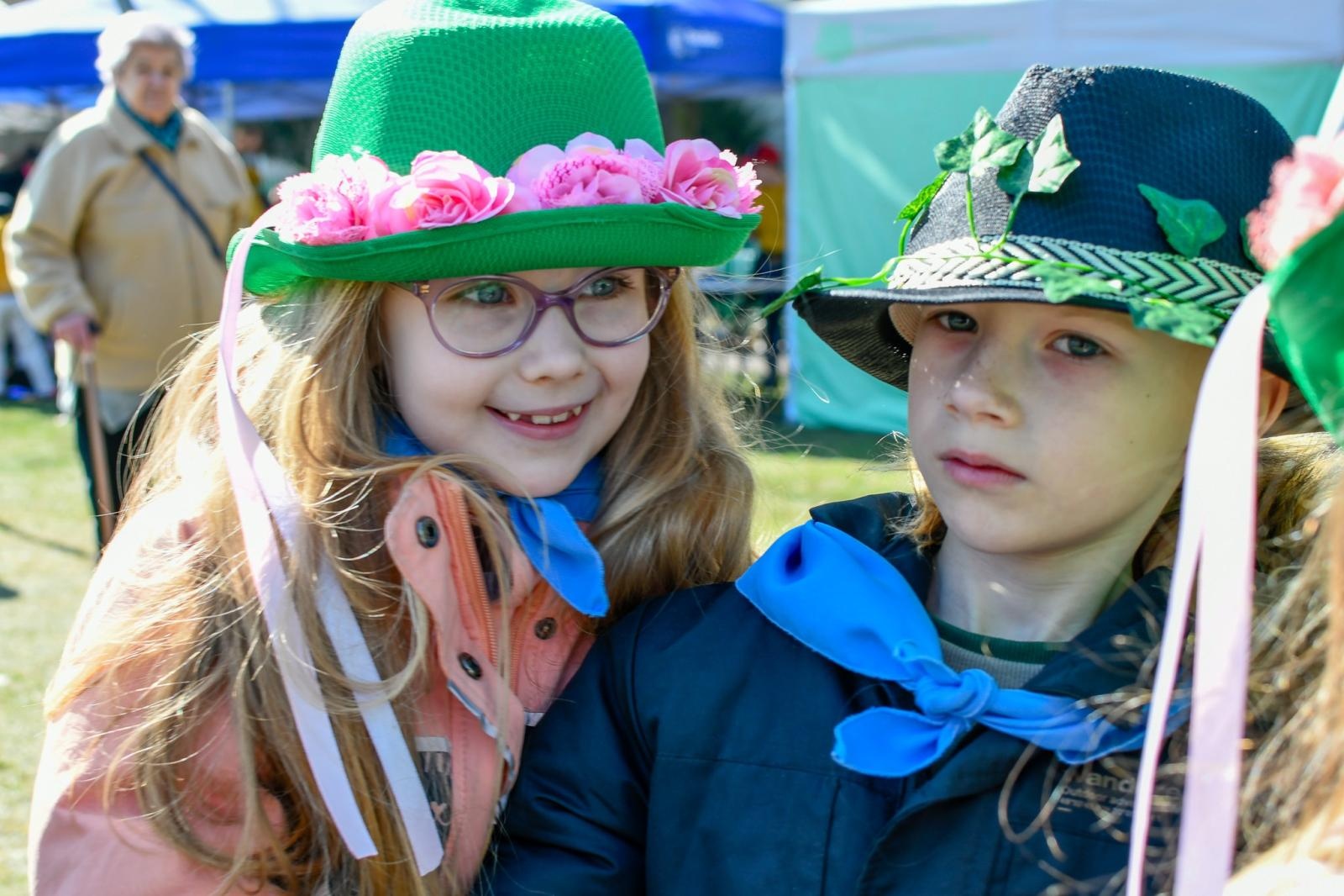 Zdjęcie w galerii na portalu naszraciborz.pl: Piknik na powitanie wiosny w Raciborzu. Gwarno i kolorowo w parku Jordanowskim [FOTO i WIDEO] wiadomości z regionu