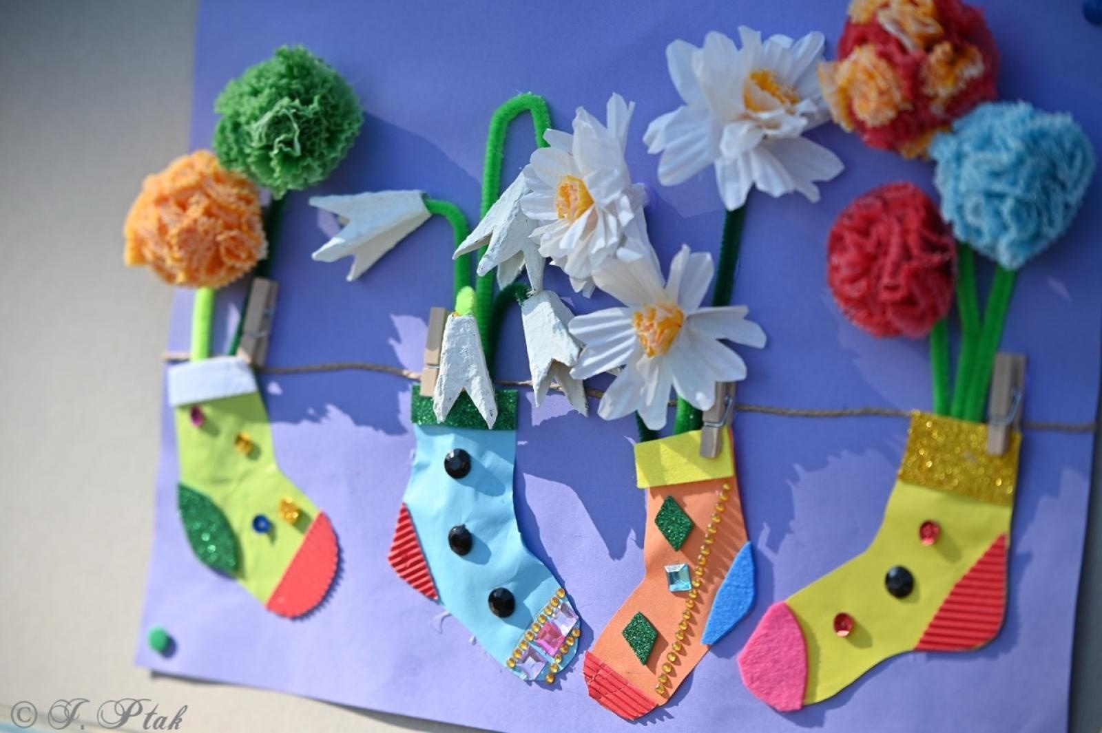 Zdjęcie w galerii na portalu naszraciborz.pl: Piknik na powitanie wiosny w Raciborzu. Gwarno i kolorowo w parku Jordanowskim [FOTO i WIDEO] wiadomości z regionu