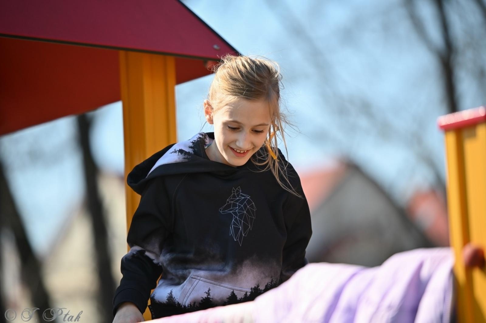 Zdjęcie w galerii na portalu naszraciborz.pl: Piknik na powitanie wiosny w Raciborzu. Gwarno i kolorowo w parku Jordanowskim [FOTO i WIDEO] wiadomości z regionu