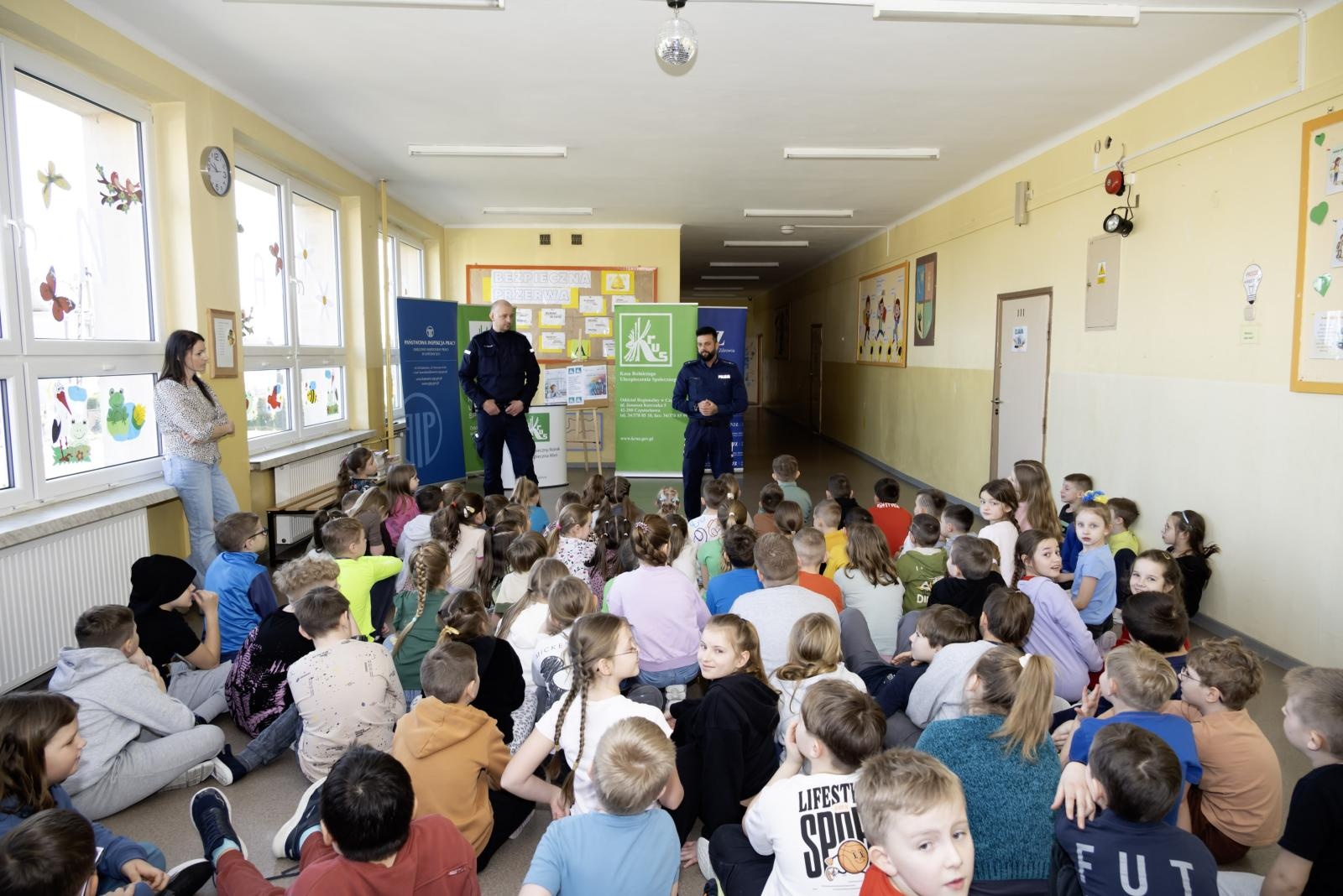 Zdjęcie w galerii na portalu naszraciborz.pl: Bezpieczne wagary na wsi – Gminny Dzień Bezpieczeństwa w Krzyżanowicach wiadomości z regionu