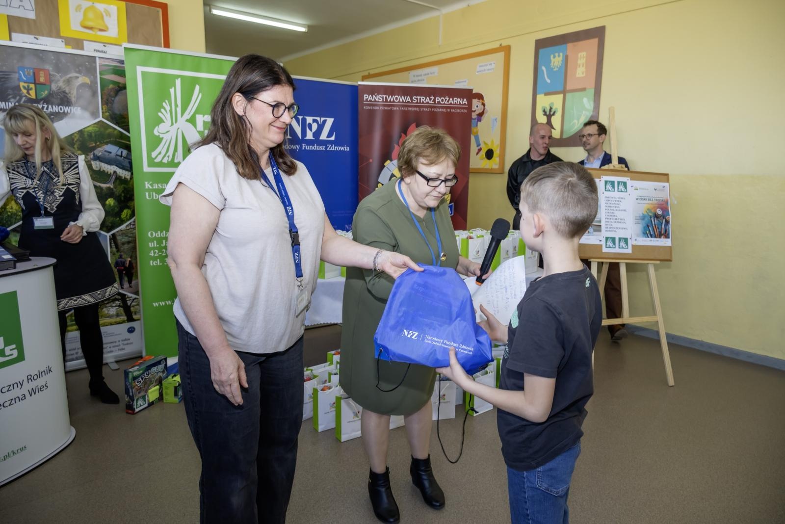 Zdjęcie w galerii na portalu naszraciborz.pl: Bezpieczne wagary na wsi – Gminny Dzień Bezpieczeństwa w Krzyżanowicach wiadomości z regionu