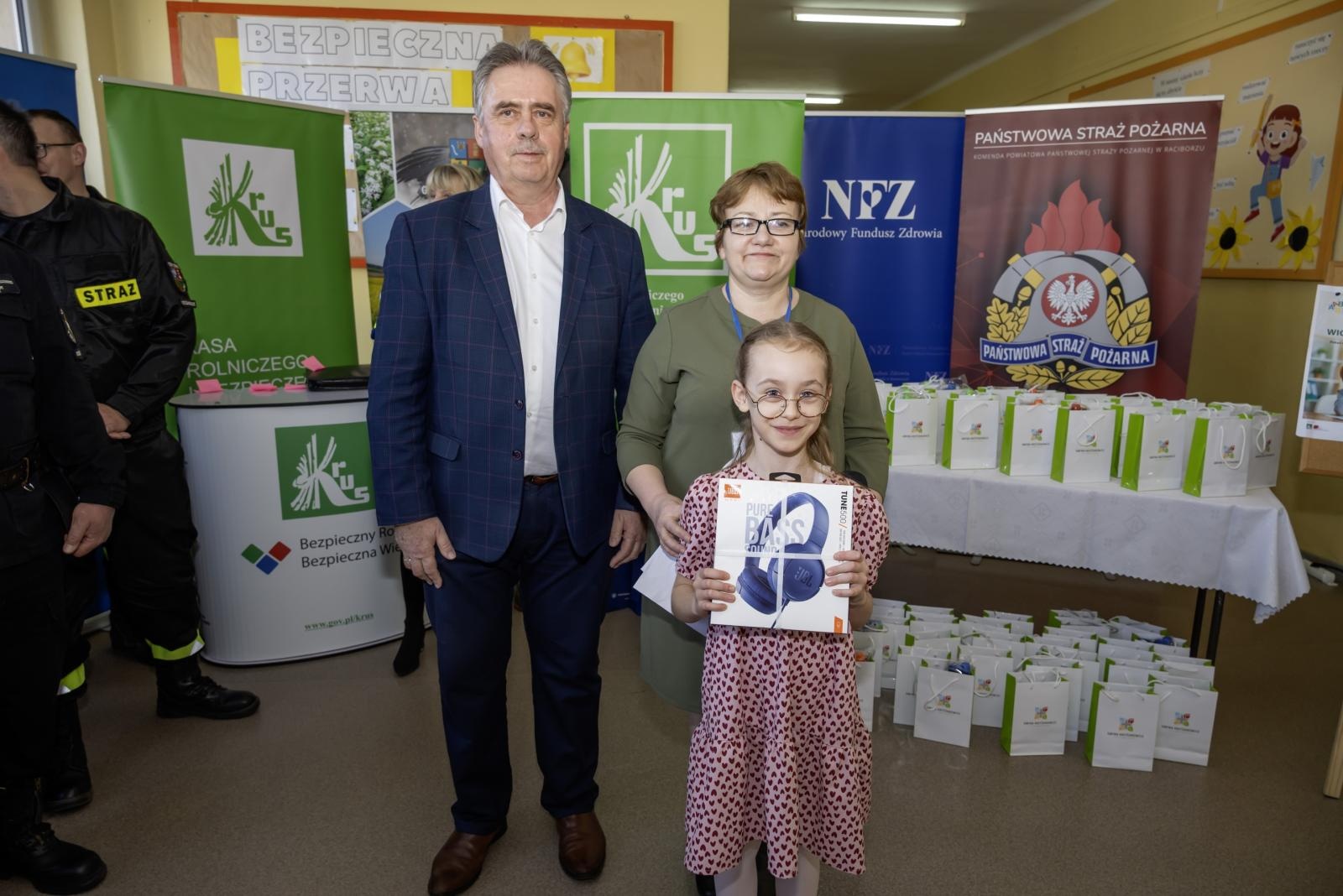 Zdjęcie w galerii na portalu naszraciborz.pl: Bezpieczne wagary na wsi – Gminny Dzień Bezpieczeństwa w Krzyżanowicach wiadomości z regionu