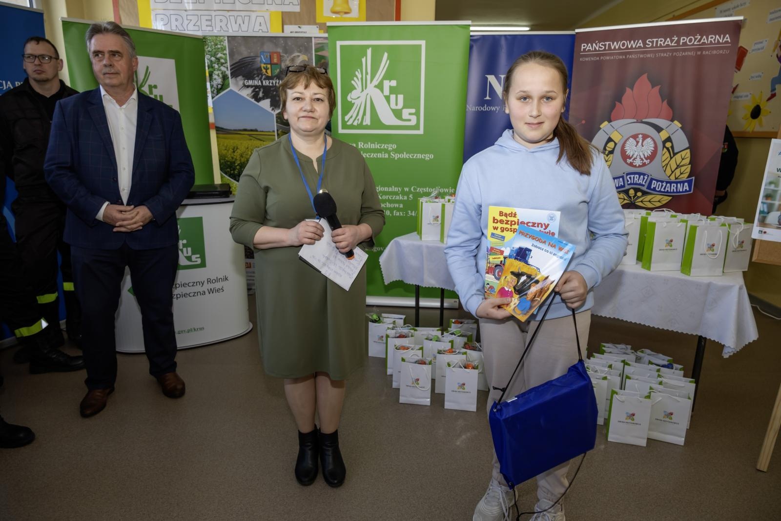 Zdjęcie w galerii na portalu naszraciborz.pl: Bezpieczne wagary na wsi – Gminny Dzień Bezpieczeństwa w Krzyżanowicach wiadomości z regionu