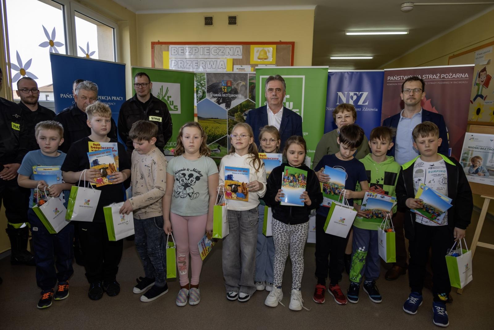 Zdjęcie w galerii na portalu naszraciborz.pl: Bezpieczne wagary na wsi – Gminny Dzień Bezpieczeństwa w Krzyżanowicach wiadomości z regionu