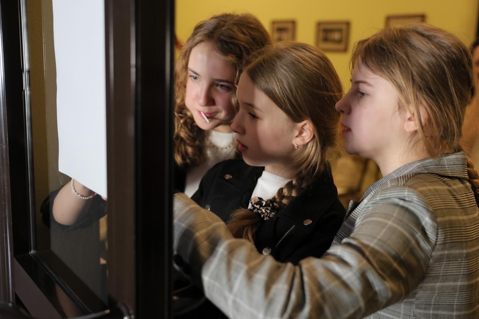 Zdjęcie w galerii na portalu naszraciborz.pl: Eliminacje gminne w Konkursie Recytatorskim MAŁY OKR - wyniki w Raciborzu wiadomości z regionu