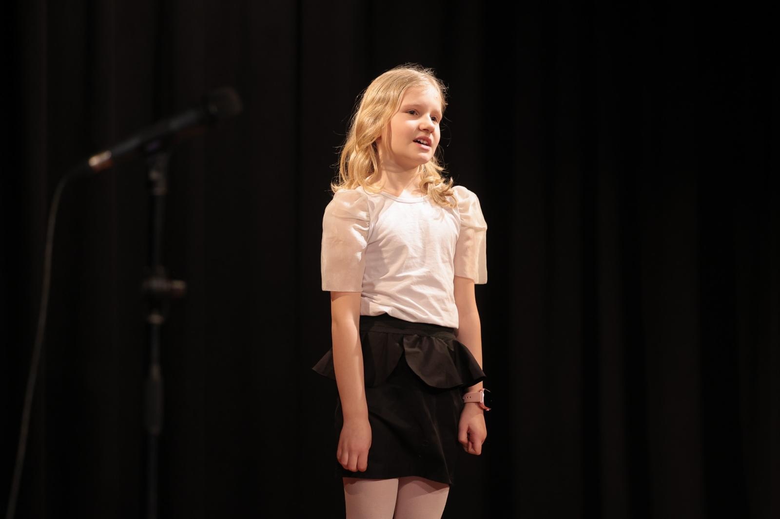 Zdjęcie w galerii na portalu naszraciborz.pl: Eliminacje gminne w Konkursie Recytatorskim MAŁY OKR - wyniki w Raciborzu wiadomości z regionu