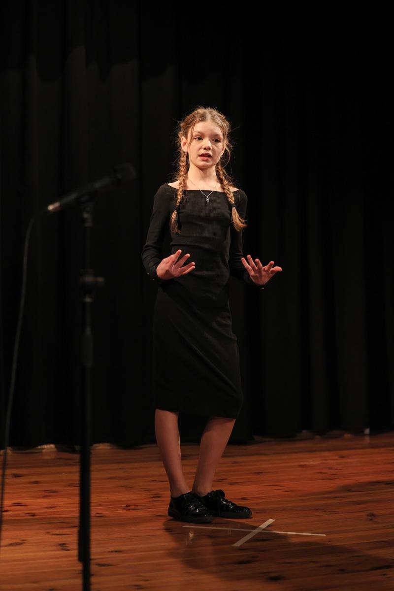 Zdjęcie w galerii na portalu naszraciborz.pl: Eliminacje gminne w Konkursie Recytatorskim MAŁY OKR - wyniki w Raciborzu wiadomości z regionu