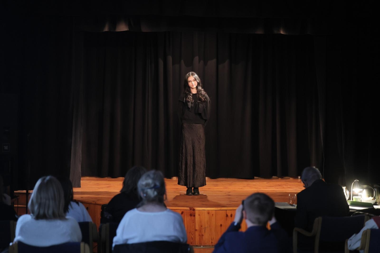 Zdjęcie w galerii na portalu naszraciborz.pl: Eliminacje gminne w Konkursie Recytatorskim MAŁY OKR - wyniki w Raciborzu wiadomości z regionu