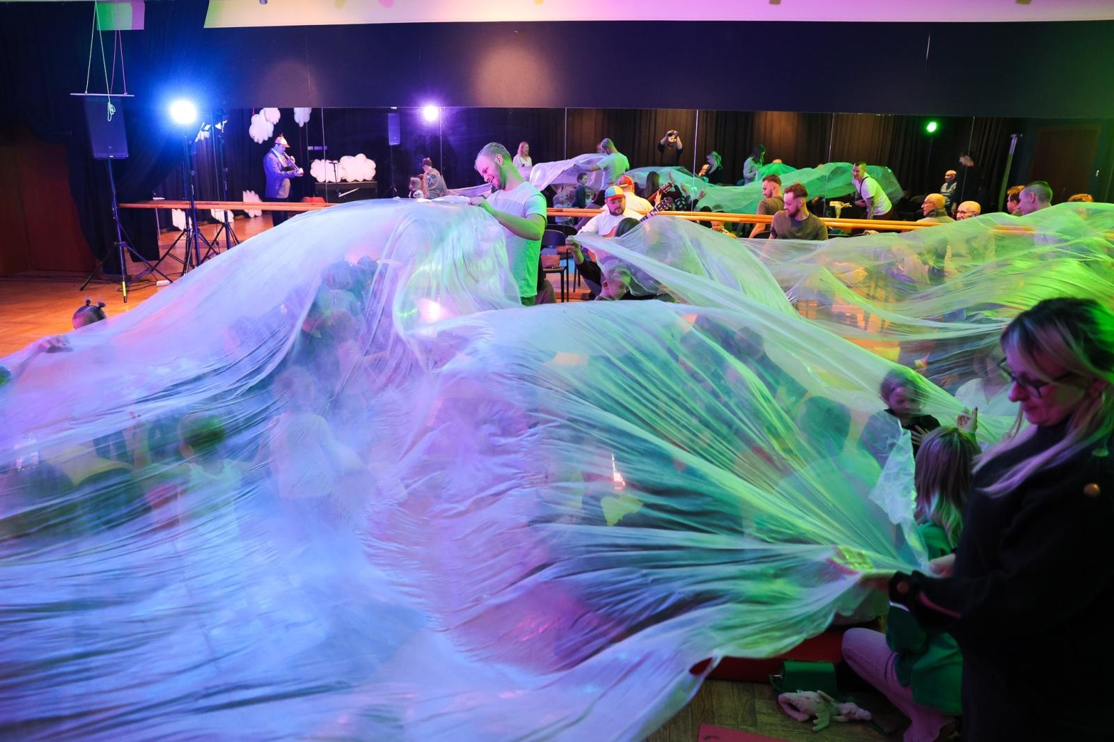 Zdjęcie w galerii na portalu naszraciborz.pl: Maluchy w Krainie Dźwięku: Ptasie Radio już w niedzielę w RCK wiadomości z regionu