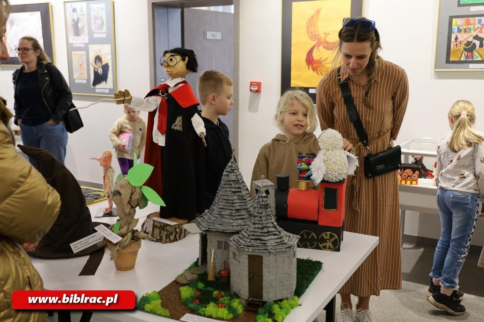 Zdjęcie w galerii na portalu naszraciborz.pl: Ogólnopolski Konkurs Plastyczny Czarodziejski świat Harry`ego Pottera rozstrzygnięty wiadomości z regionu