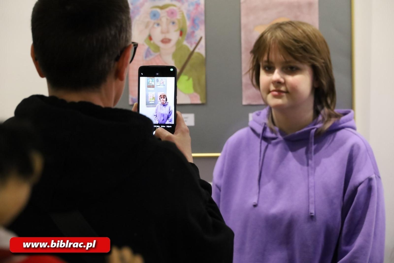 Zdjęcie w galerii na portalu naszraciborz.pl: Ogólnopolski Konkurs Plastyczny Czarodziejski świat Harry`ego Pottera rozstrzygnięty wiadomości z regionu