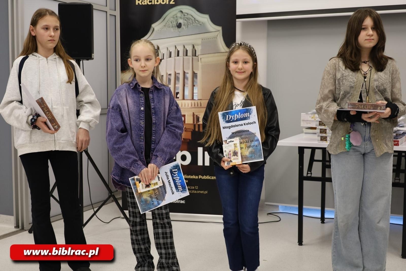 Zdjęcie w galerii na portalu naszraciborz.pl: Ogólnopolski Konkurs Plastyczny Czarodziejski świat Harry`ego Pottera rozstrzygnięty wiadomości z regionu