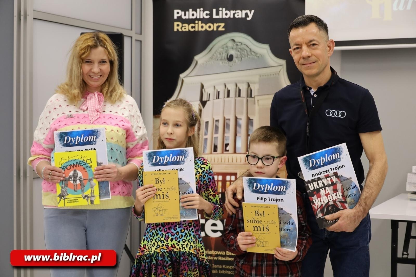 Zdjęcie w galerii na portalu naszraciborz.pl: Ogólnopolski Konkurs Plastyczny Czarodziejski świat Harry`ego Pottera rozstrzygnięty wiadomości z regionu
