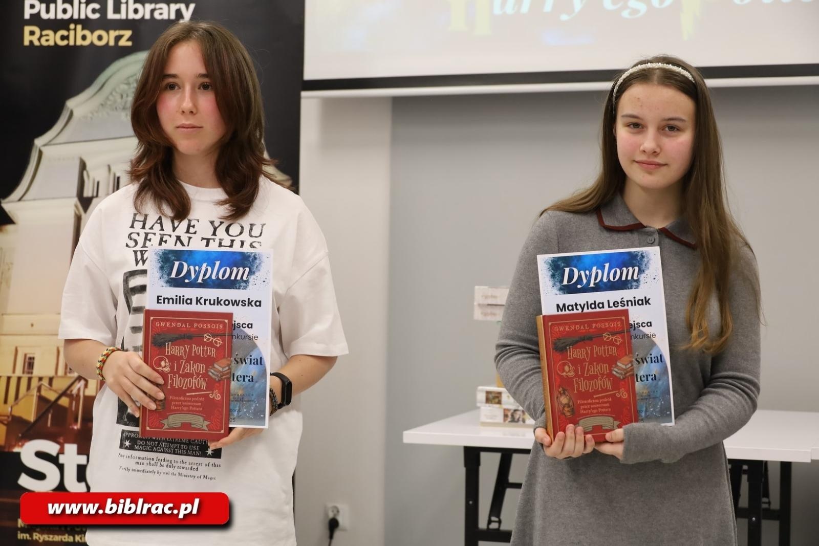 Zdjęcie w galerii na portalu naszraciborz.pl: Ogólnopolski Konkurs Plastyczny Czarodziejski świat Harry`ego Pottera rozstrzygnięty wiadomości z regionu