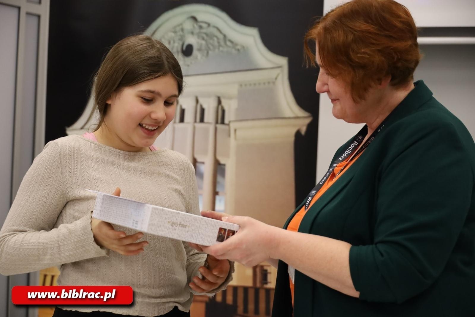 Zdjęcie w galerii na portalu naszraciborz.pl: Ogólnopolski Konkurs Plastyczny Czarodziejski świat Harry`ego Pottera rozstrzygnięty wiadomości z regionu