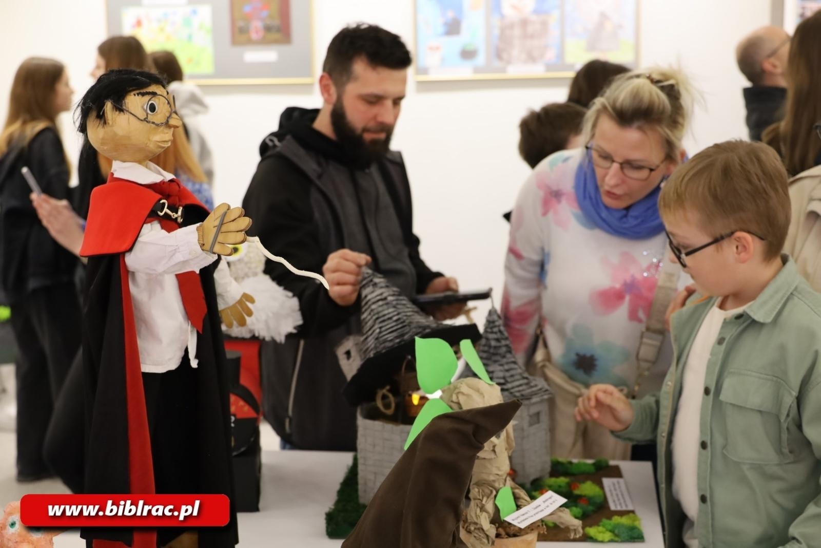 Zdjęcie w galerii na portalu naszraciborz.pl: Ogólnopolski Konkurs Plastyczny Czarodziejski świat Harry`ego Pottera rozstrzygnięty wiadomości z regionu