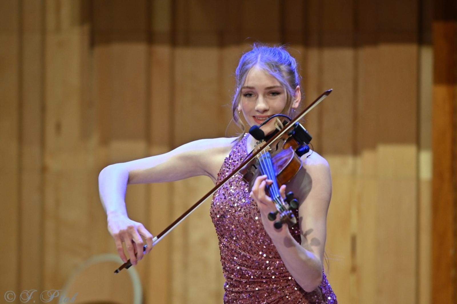 Zdjęcie w galerii na portalu naszraciborz.pl: Muzyczna podróż na zakończenie projektu Sztuka emocji [FOTO i WIDEO] wiadomości z regionu