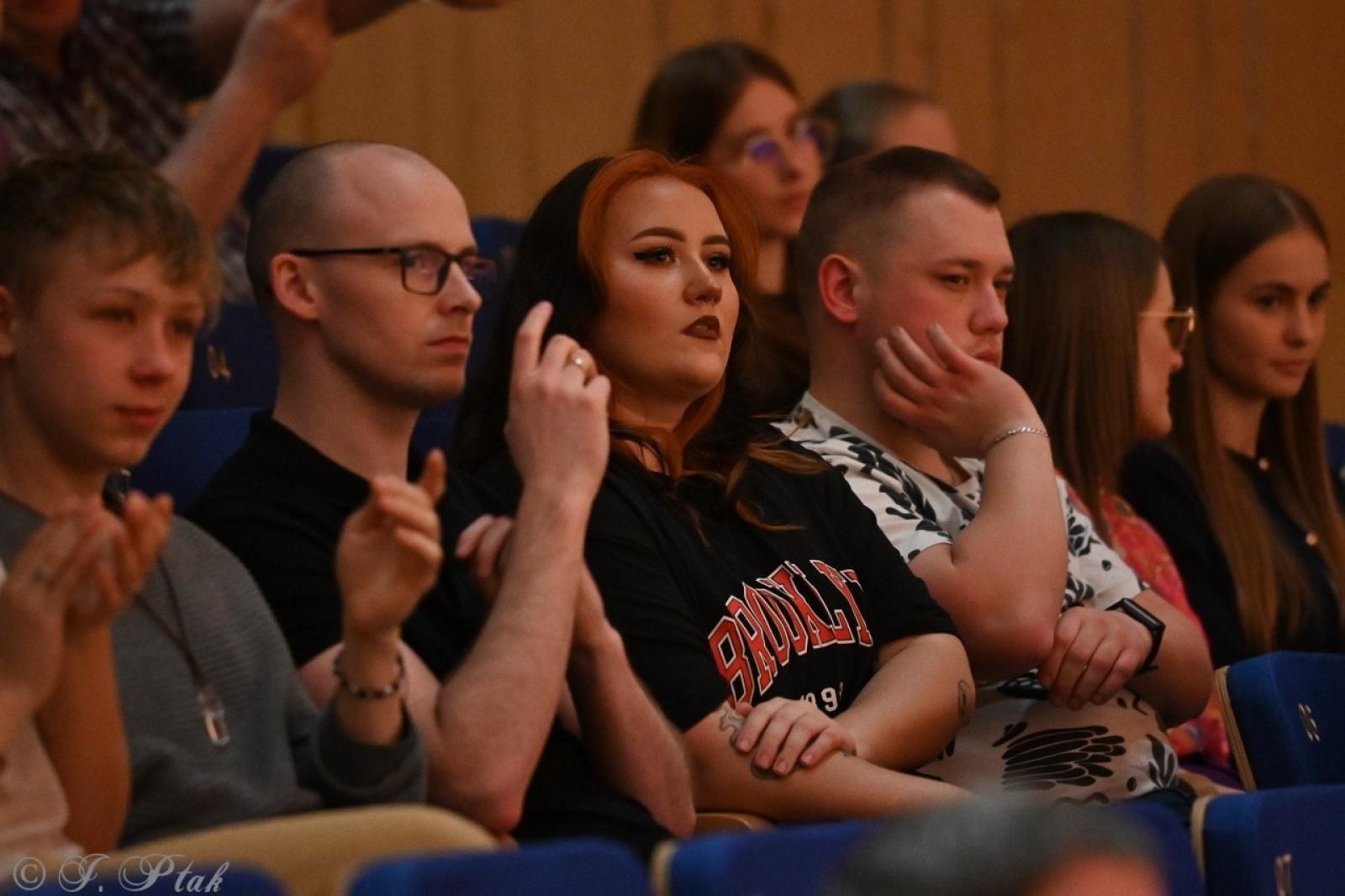 Zdjęcie w galerii na portalu naszraciborz.pl: Muzyczna podróż na zakończenie projektu Sztuka emocji [FOTO i WIDEO] wiadomości z regionu