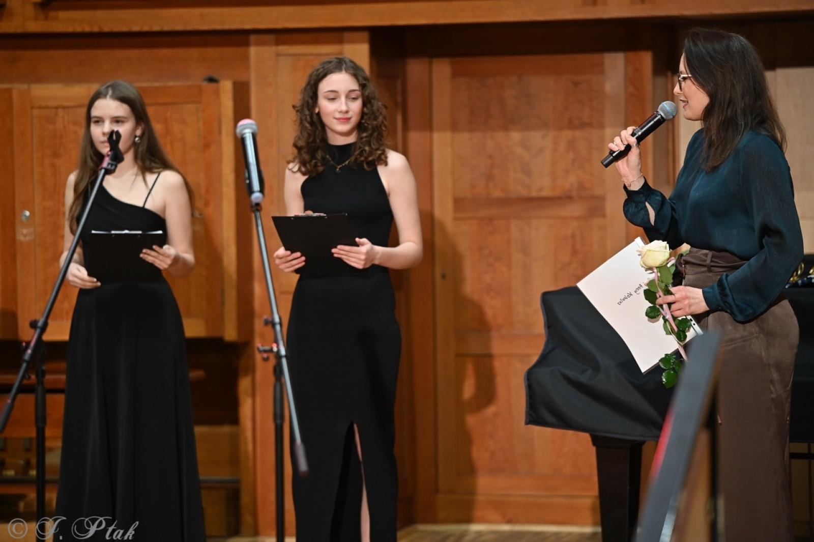 Zdjęcie w galerii na portalu naszraciborz.pl: Muzyczna podróż na zakończenie projektu Sztuka emocji [FOTO i WIDEO] wiadomości z regionu