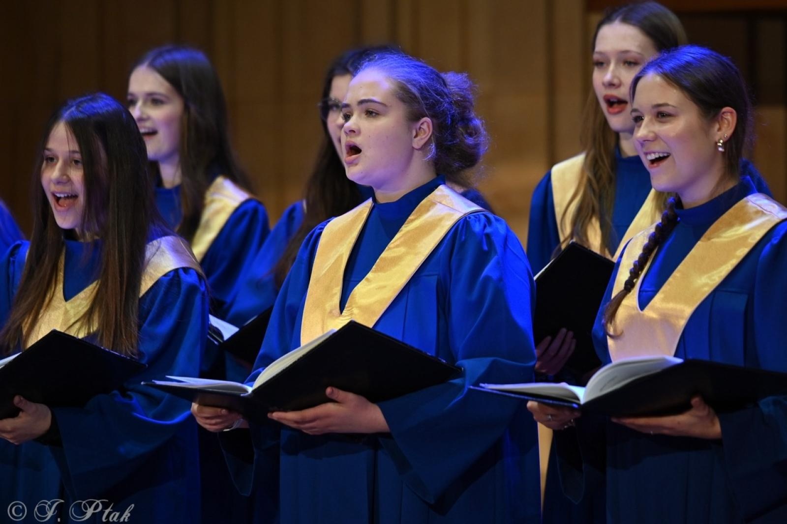 Zdjęcie w galerii na portalu naszraciborz.pl: Muzyczna podróż na zakończenie projektu Sztuka emocji [FOTO i WIDEO] wiadomości z regionu