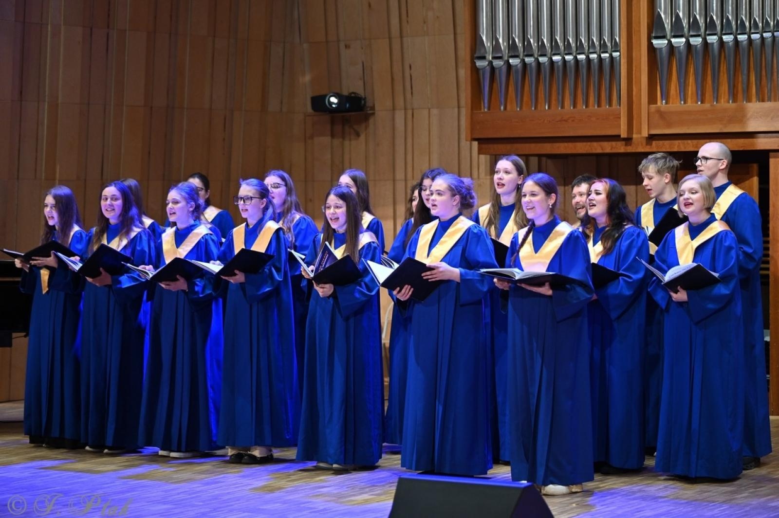 Zdjęcie w galerii na portalu naszraciborz.pl: Muzyczna podróż na zakończenie projektu Sztuka emocji [FOTO i WIDEO] wiadomości z regionu