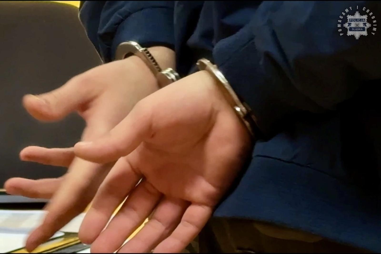 Zdjęcie w galerii na portalu naszraciborz.pl: Oszuści działający metodą na wnuczka zatrzymani na Śląsku wiadomości z regionu