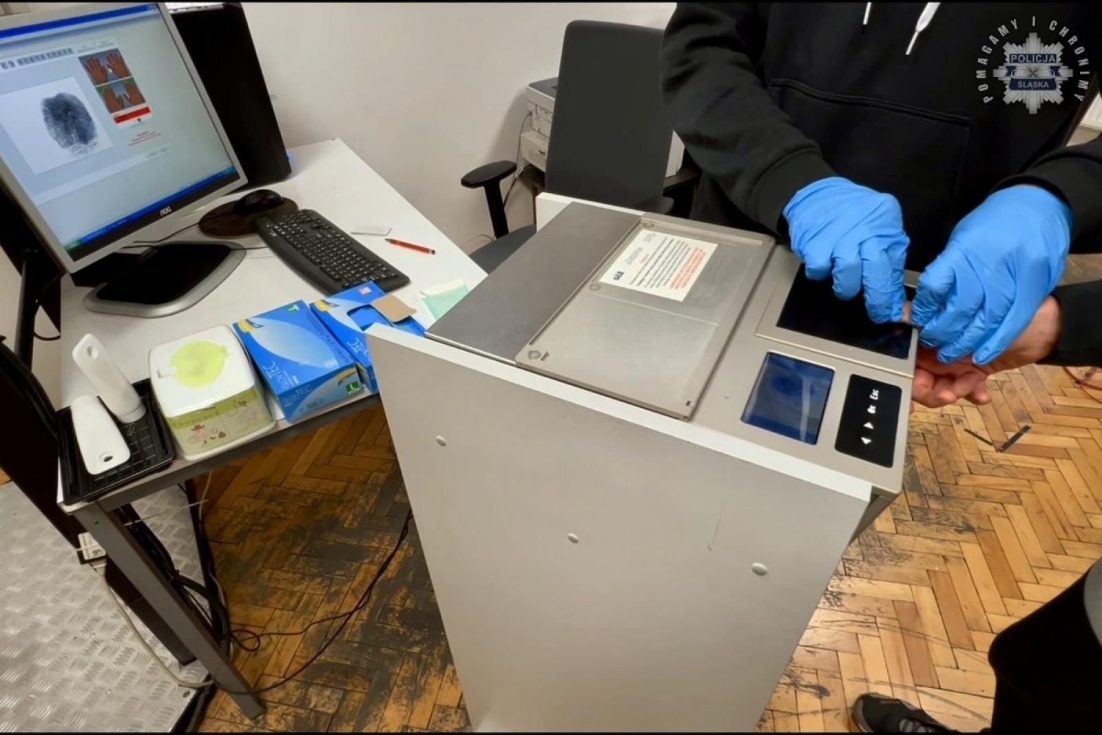 Zdjęcie w galerii na portalu naszraciborz.pl: Oszuści działający metodą na wnuczka zatrzymani na Śląsku wiadomości z regionu