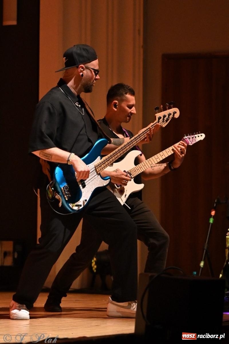 Zdjęcie w galerii na portalu naszraciborz.pl: Lombard 40/40! - 40 lat, 40 piosenek w Raciborzu [FOTO i WIDEO] wiadomości z regionu