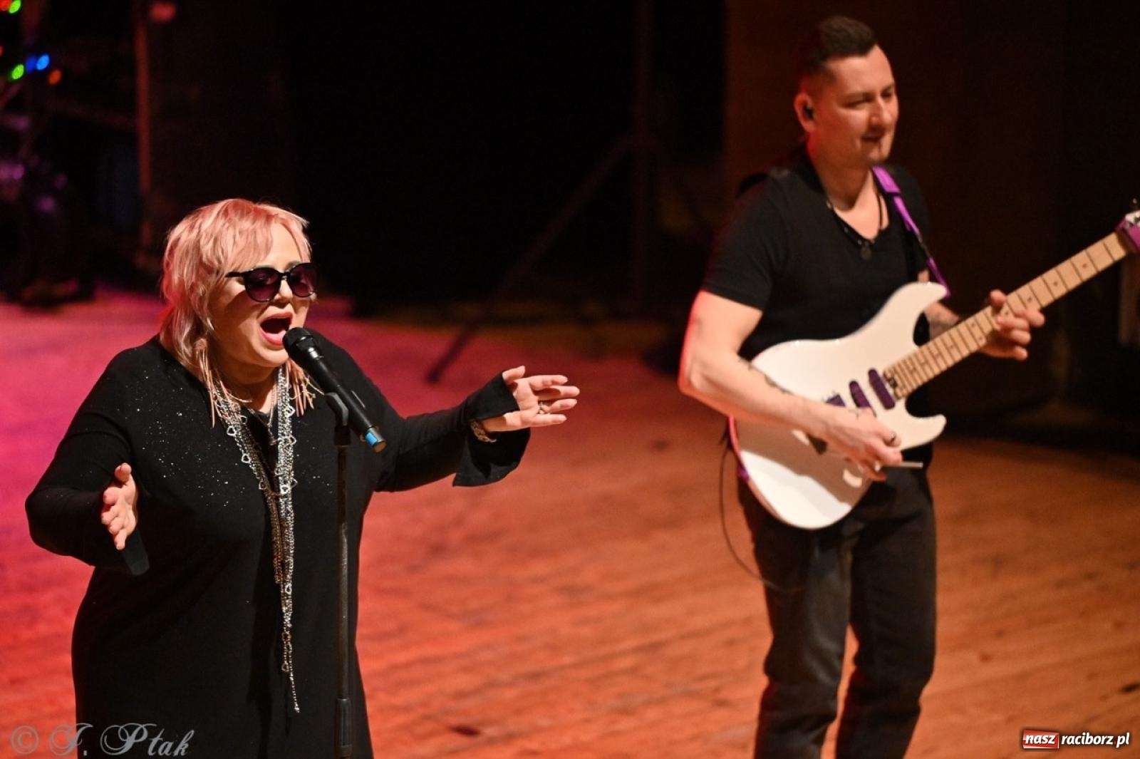 Zdjęcie w galerii na portalu naszraciborz.pl: Lombard 40/40! - 40 lat, 40 piosenek w Raciborzu [FOTO i WIDEO] wiadomości z regionu