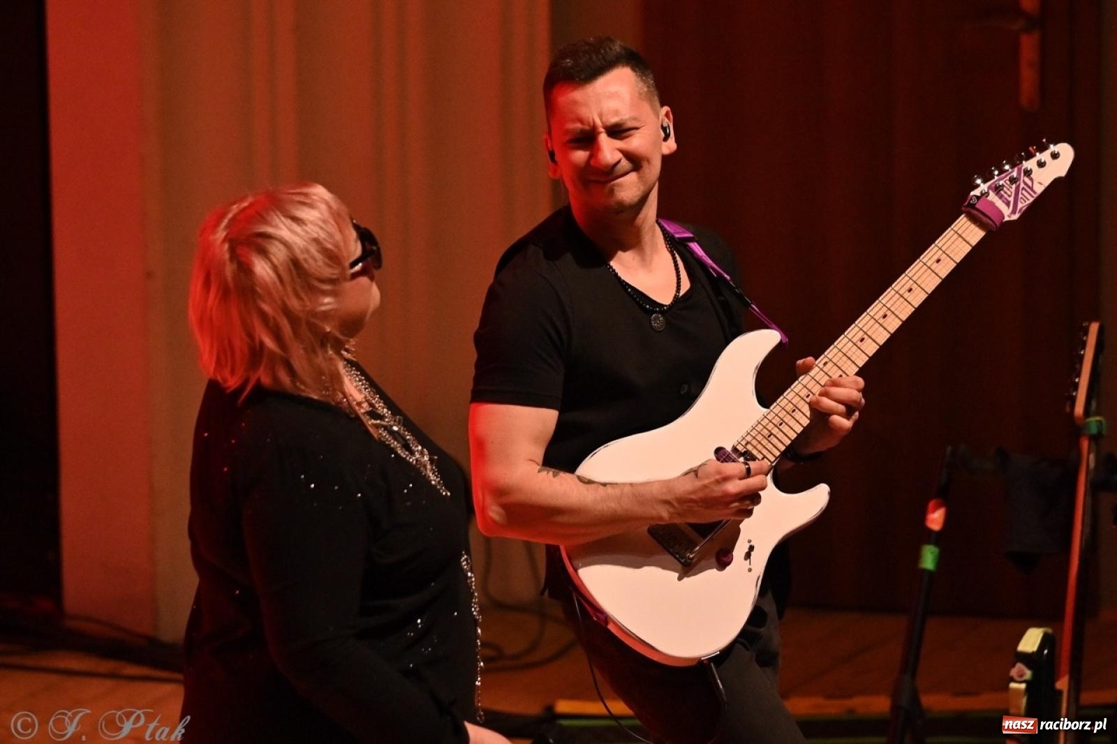 Zdjęcie w galerii na portalu naszraciborz.pl: Lombard 40/40! - 40 lat, 40 piosenek w Raciborzu [FOTO i WIDEO] wiadomości z regionu