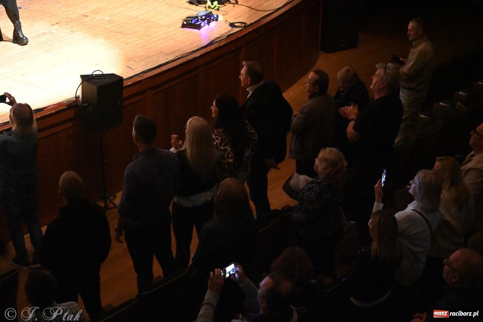 Zdjęcie w galerii na portalu naszraciborz.pl: Lombard 40/40! - 40 lat, 40 piosenek w Raciborzu [FOTO i WIDEO] wiadomości z regionu