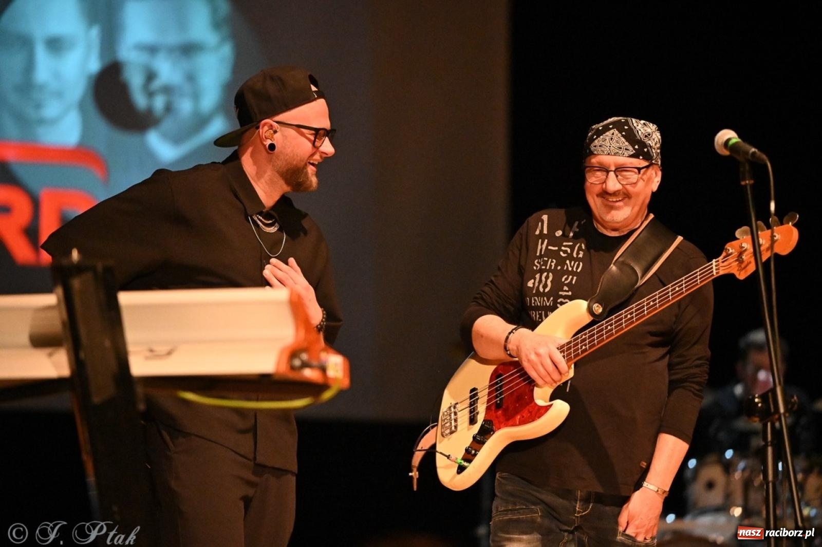 Zdjęcie w galerii na portalu naszraciborz.pl: Lombard 40/40! - 40 lat, 40 piosenek w Raciborzu [FOTO i WIDEO] wiadomości z regionu