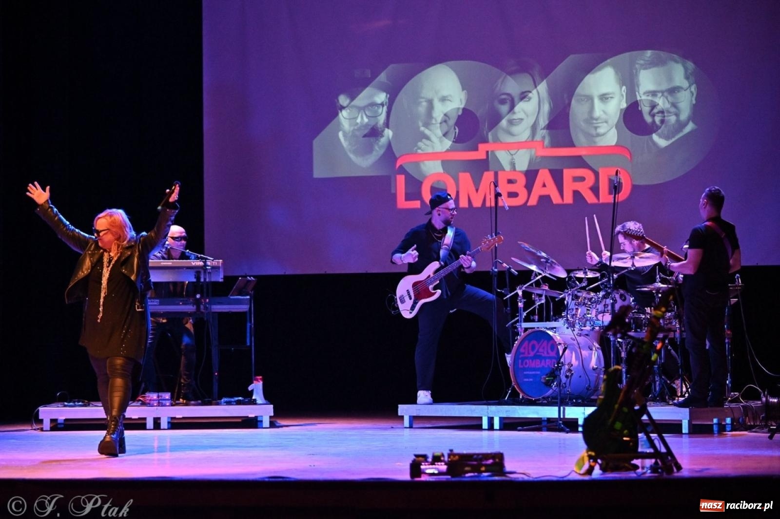 Zdjęcie w galerii na portalu naszraciborz.pl: Lombard 40/40! - 40 lat, 40 piosenek w Raciborzu [FOTO i WIDEO] wiadomości z regionu
