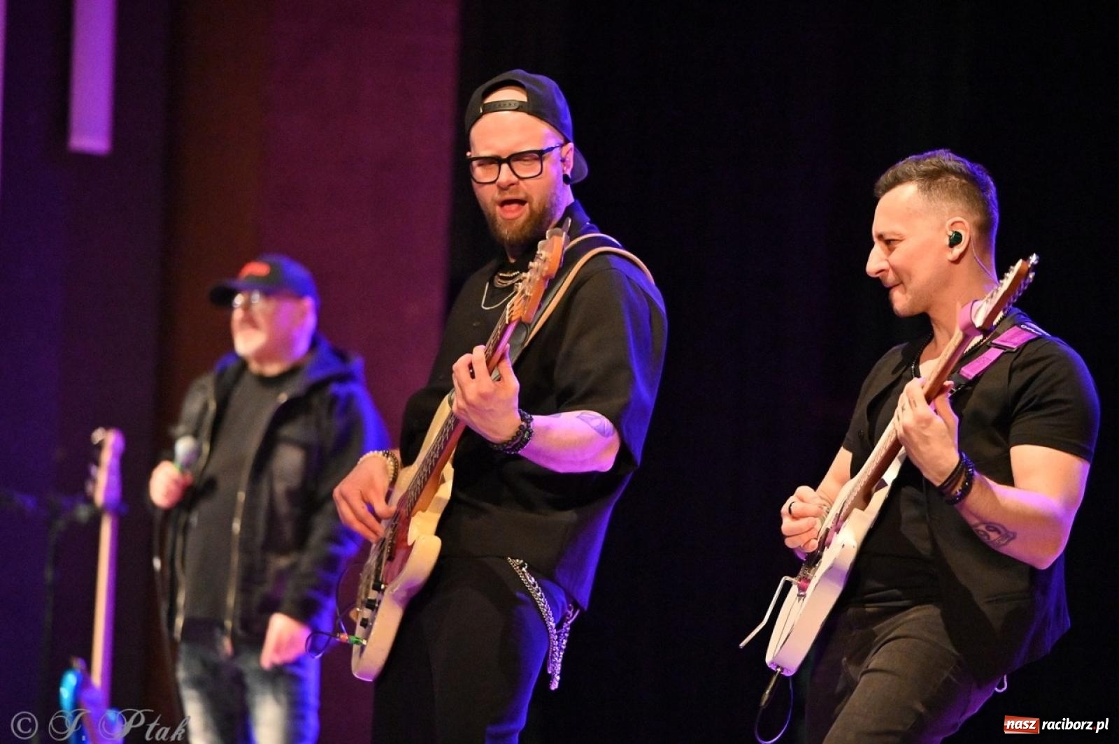 Zdjęcie w galerii na portalu naszraciborz.pl: Lombard 40/40! - 40 lat, 40 piosenek w Raciborzu [FOTO i WIDEO] wiadomości z regionu