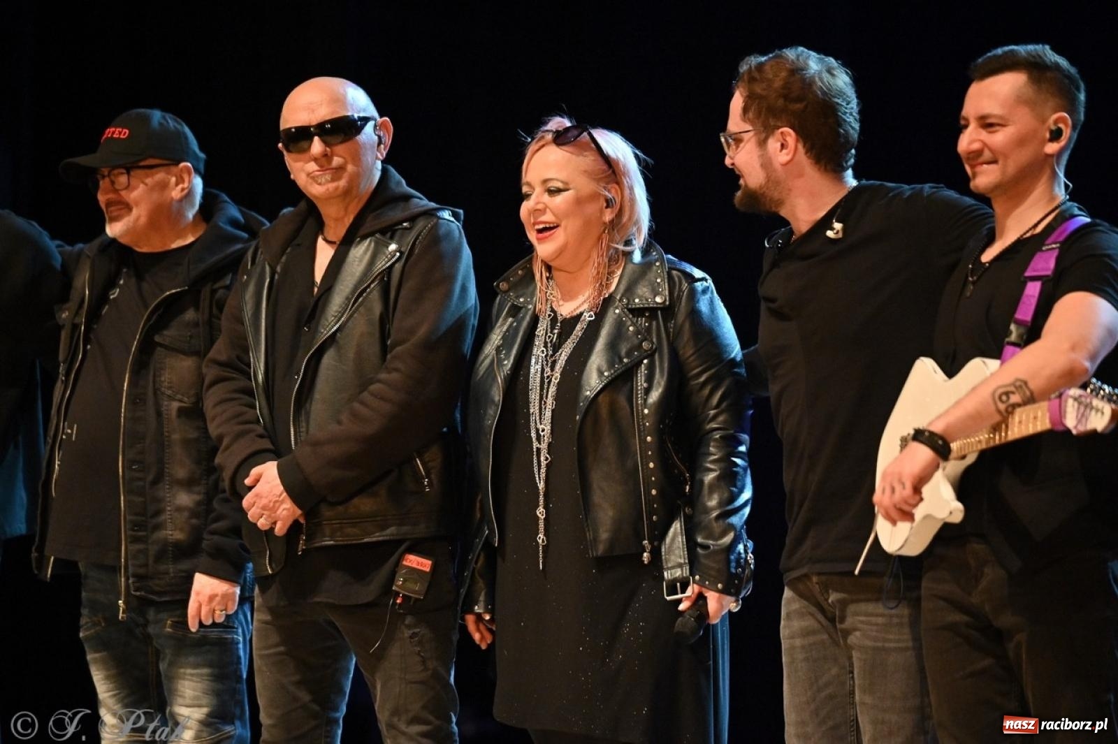 Zdjęcie w galerii na portalu naszraciborz.pl: Lombard 40/40! - 40 lat, 40 piosenek w Raciborzu [FOTO i WIDEO] wiadomości z regionu