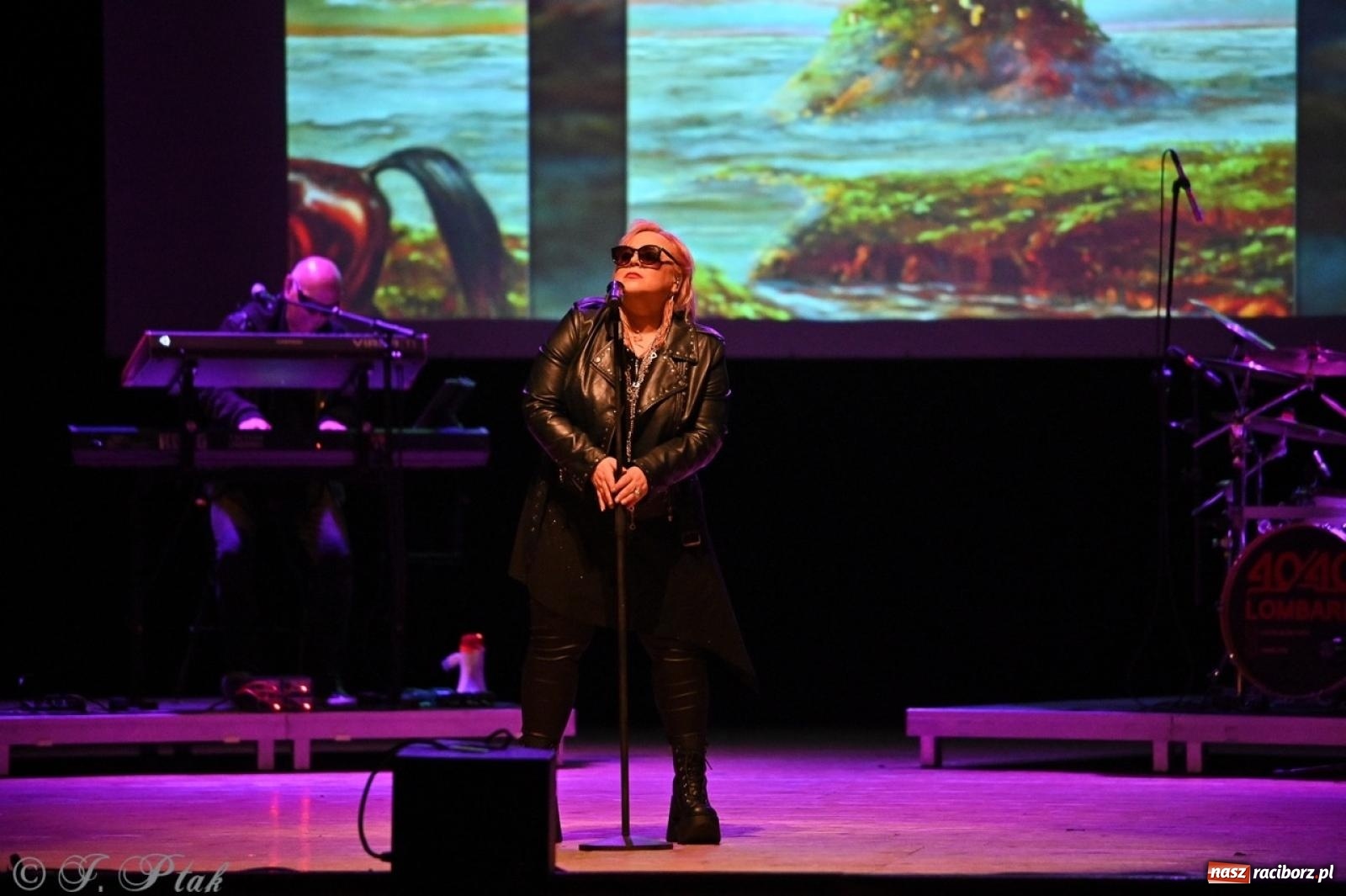 Zdjęcie w galerii na portalu naszraciborz.pl: Lombard 40/40! - 40 lat, 40 piosenek w Raciborzu [FOTO i WIDEO] wiadomości z regionu