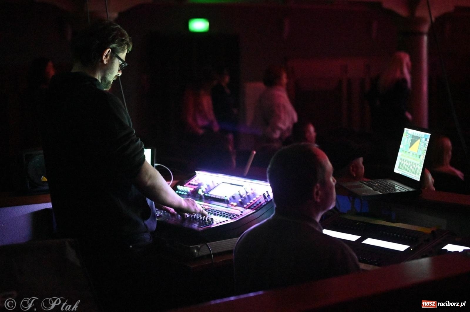 Zdjęcie w galerii na portalu naszraciborz.pl: Lombard 40/40! - 40 lat, 40 piosenek w Raciborzu [FOTO i WIDEO] wiadomości z regionu