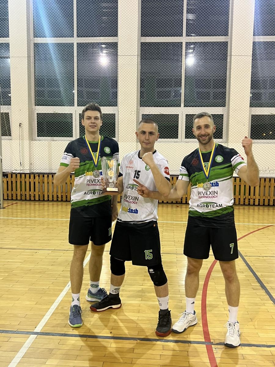 Zdjęcie w galerii na portalu naszraciborz.pl: Klub Siatkarski Racibórz trzecią siłą na Śląsku wiadomości z regionu