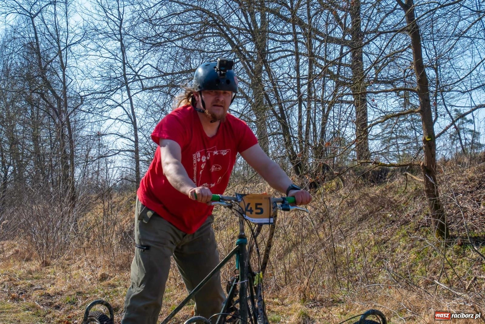 Zdjęcie w galerii na portalu naszraciborz.pl: DOG ADVENTURE SPRINT RACE – zawody psich zaprzęgów w Kuźni Raciborskiej [FOTO i WIDEO] wiadomości z regionu
