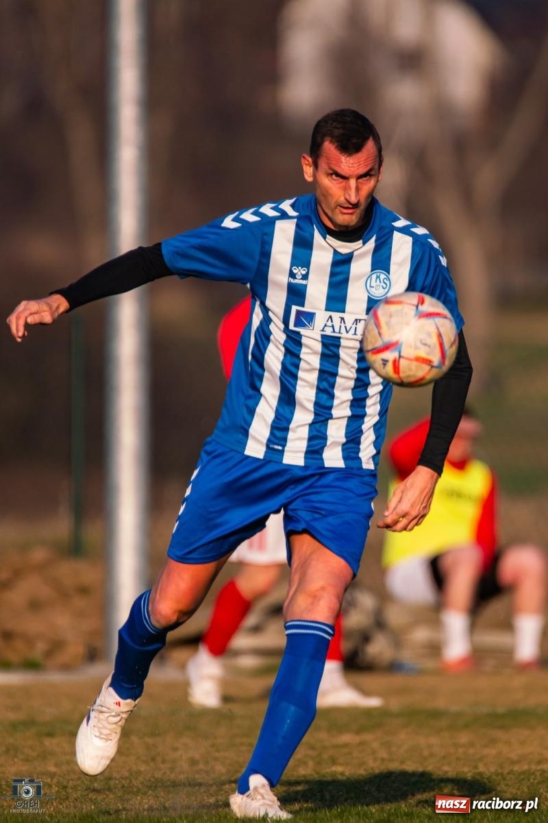 Zdjęcie w galerii na portalu naszraciborz.pl: Niespodzianka kolejki: Markowice pokonują lidera! [FOTO] wiadomości z regionu
