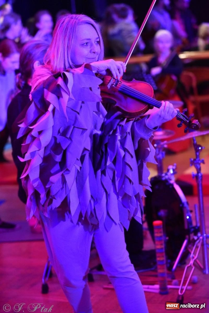 Zdjęcie w galerii na portalu naszraciborz.pl: Ptasie radio. Muzyczna podróż dla najmłodszych w RCK wiadomości z regionu