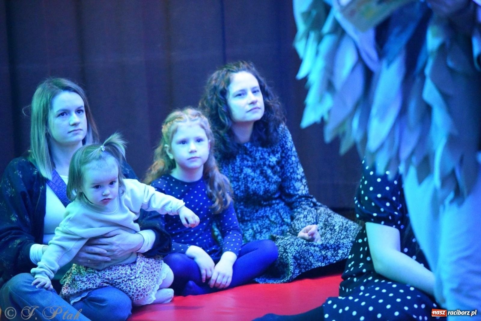 Zdjęcie w galerii na portalu naszraciborz.pl: Ptasie radio. Muzyczna podróż dla najmłodszych w RCK wiadomości z regionu