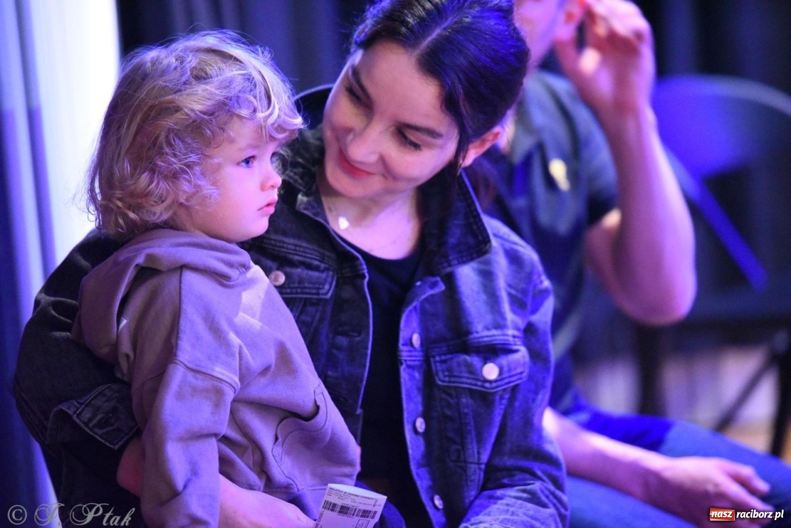 Zdjęcie w galerii na portalu naszraciborz.pl: Ptasie radio. Muzyczna podróż dla najmłodszych w RCK wiadomości z regionu