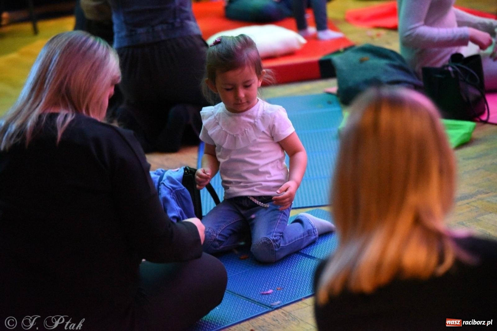 Zdjęcie w galerii na portalu naszraciborz.pl: Ptasie radio. Muzyczna podróż dla najmłodszych w RCK wiadomości z regionu