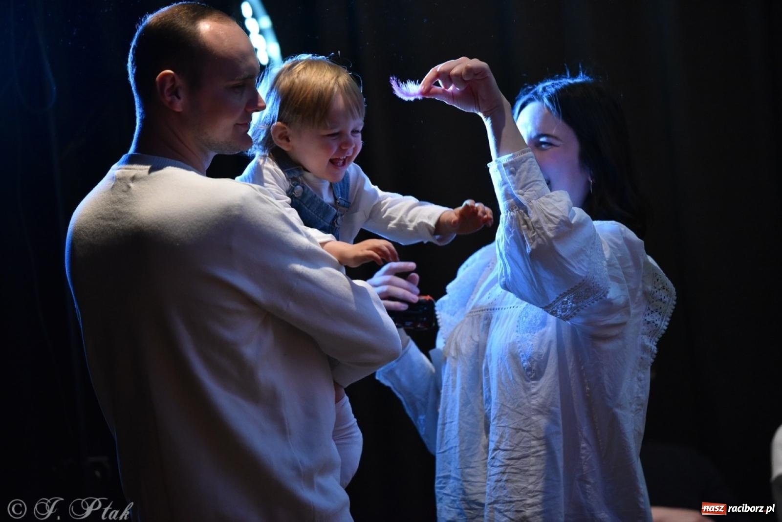 Zdjęcie w galerii na portalu naszraciborz.pl: Ptasie radio. Muzyczna podróż dla najmłodszych w RCK wiadomości z regionu