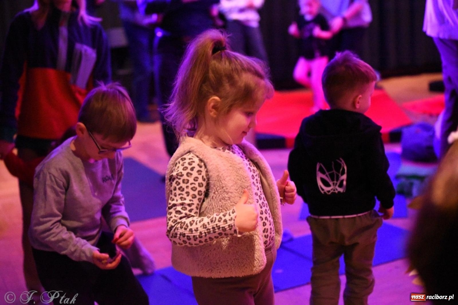 Zdjęcie w galerii na portalu naszraciborz.pl: Ptasie radio. Muzyczna podróż dla najmłodszych w RCK wiadomości z regionu