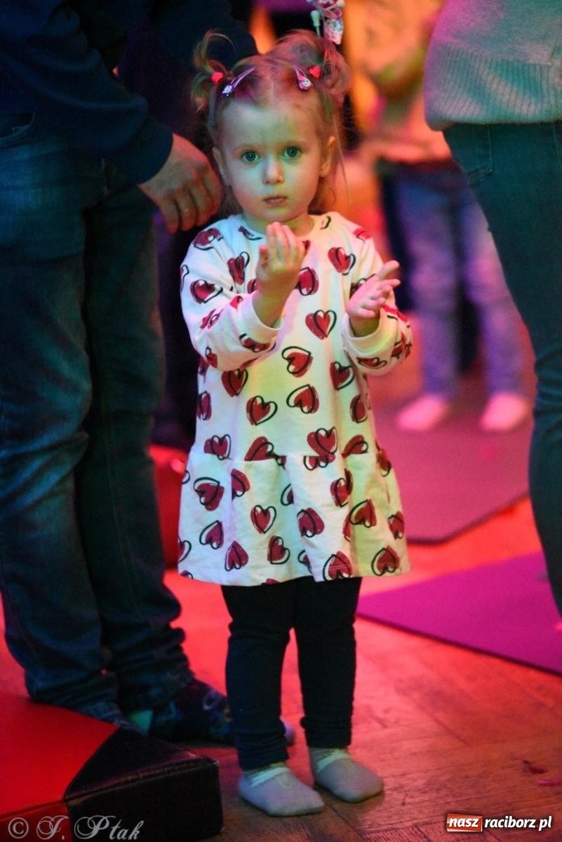 Zdjęcie w galerii na portalu naszraciborz.pl: Ptasie radio. Muzyczna podróż dla najmłodszych w RCK wiadomości z regionu