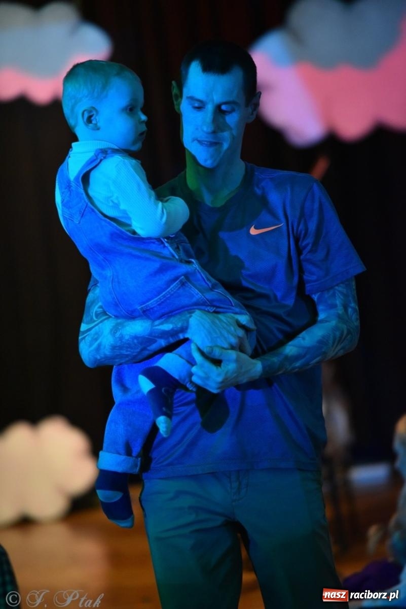 Zdjęcie w galerii na portalu naszraciborz.pl: Ptasie radio. Muzyczna podróż dla najmłodszych w RCK wiadomości z regionu