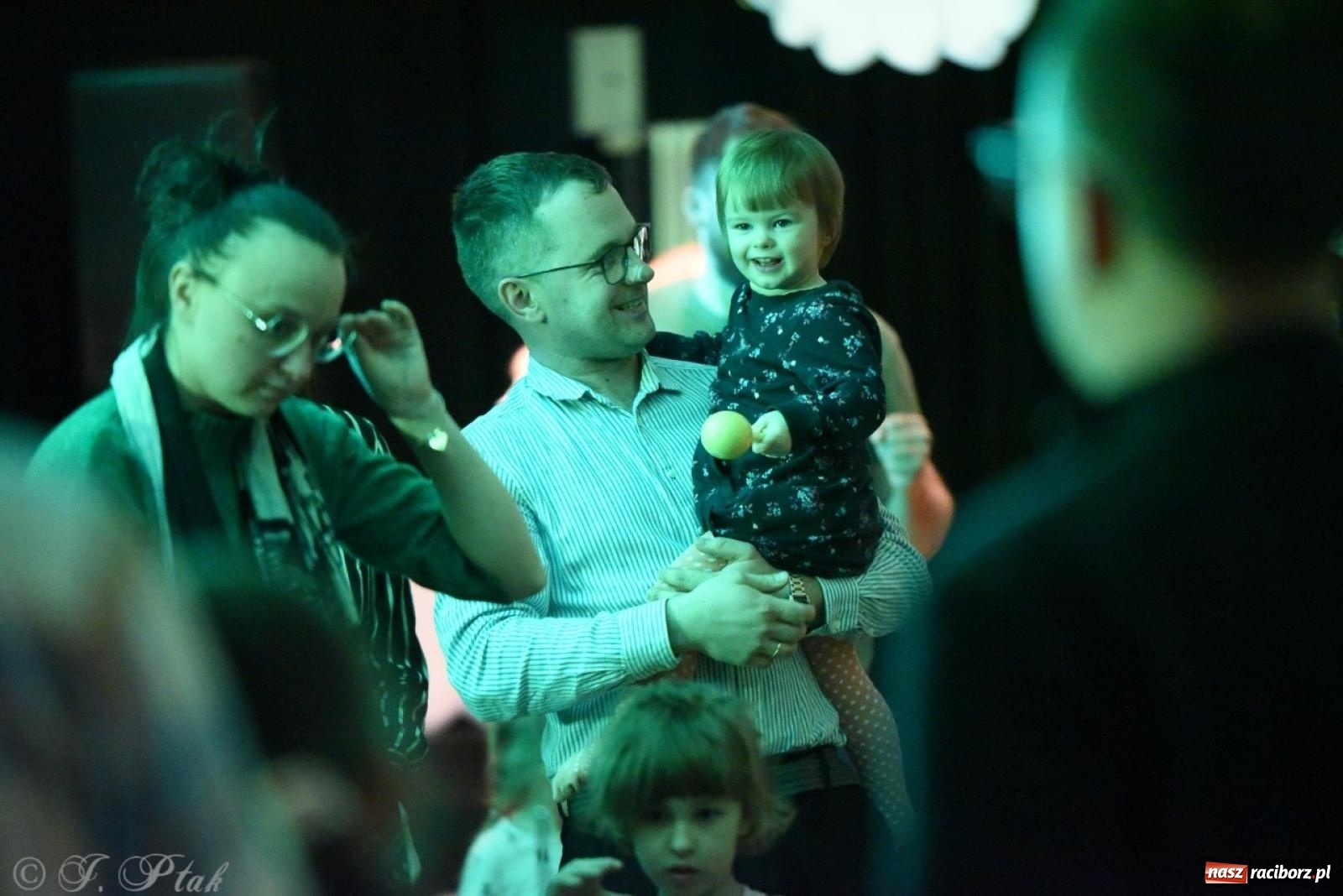 Zdjęcie w galerii na portalu naszraciborz.pl: Ptasie radio. Muzyczna podróż dla najmłodszych w RCK wiadomości z regionu