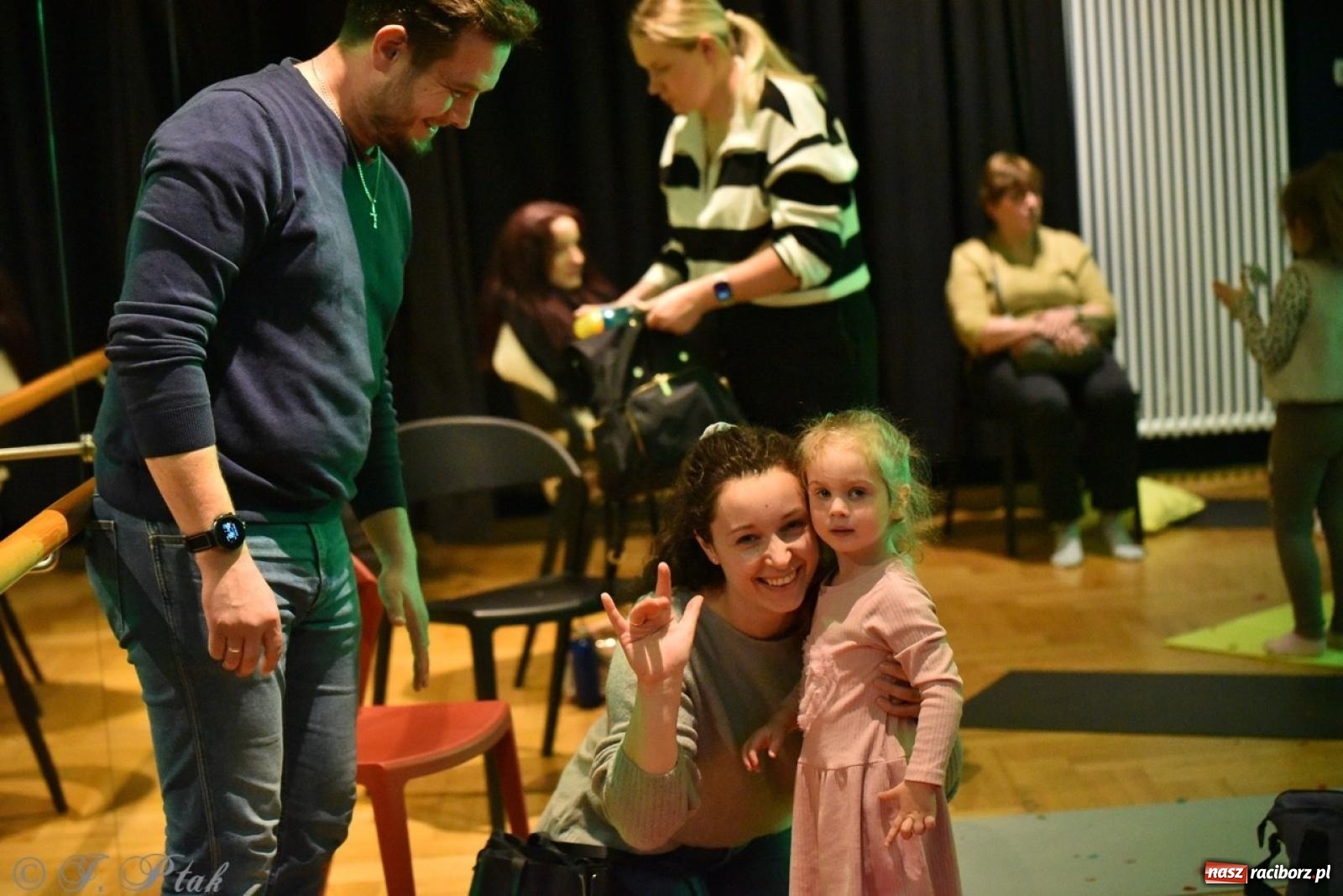 Zdjęcie w galerii na portalu naszraciborz.pl: Ptasie radio. Muzyczna podróż dla najmłodszych w RCK wiadomości z regionu